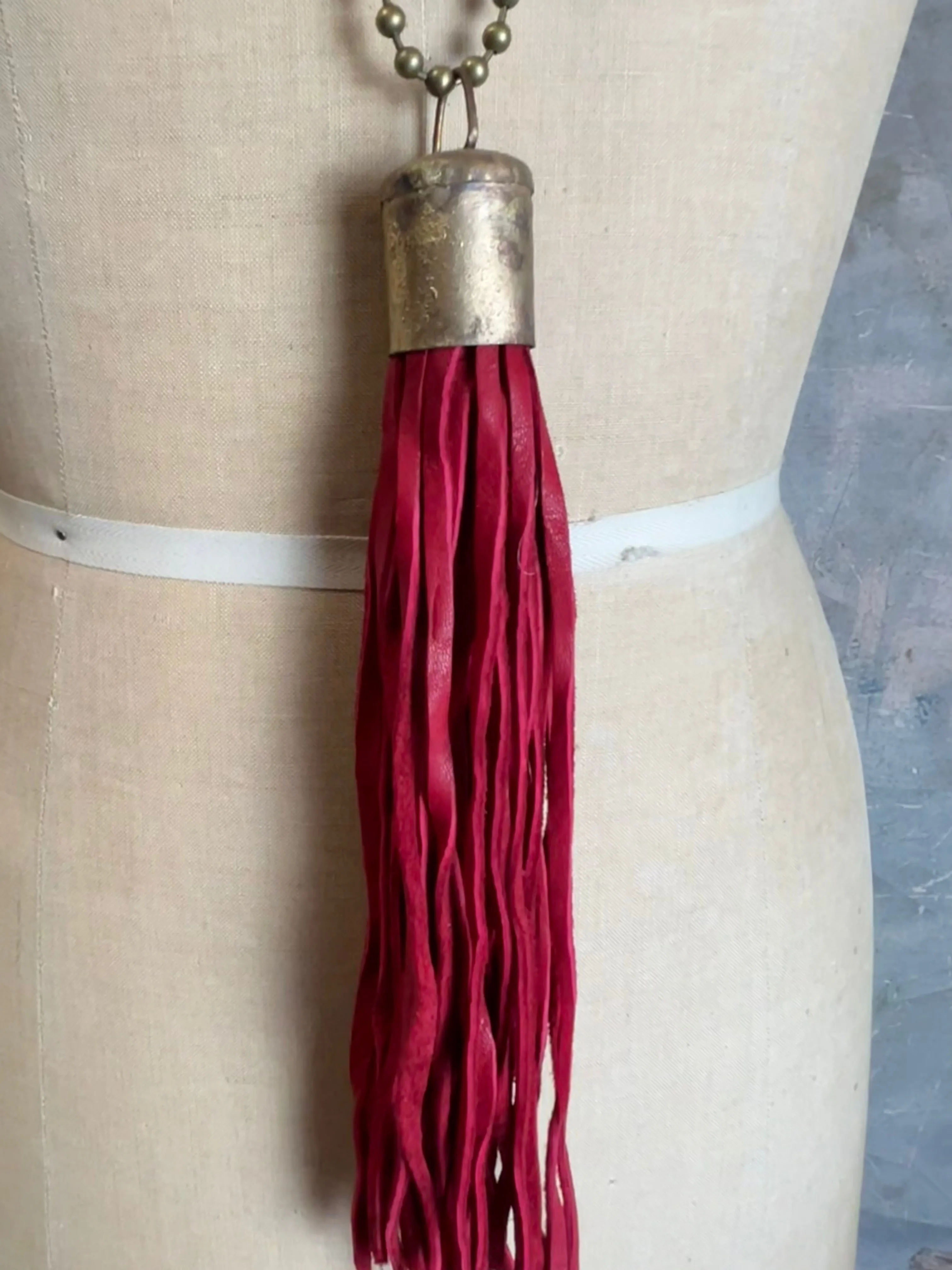 00A16 Tis The Tassel Necklace