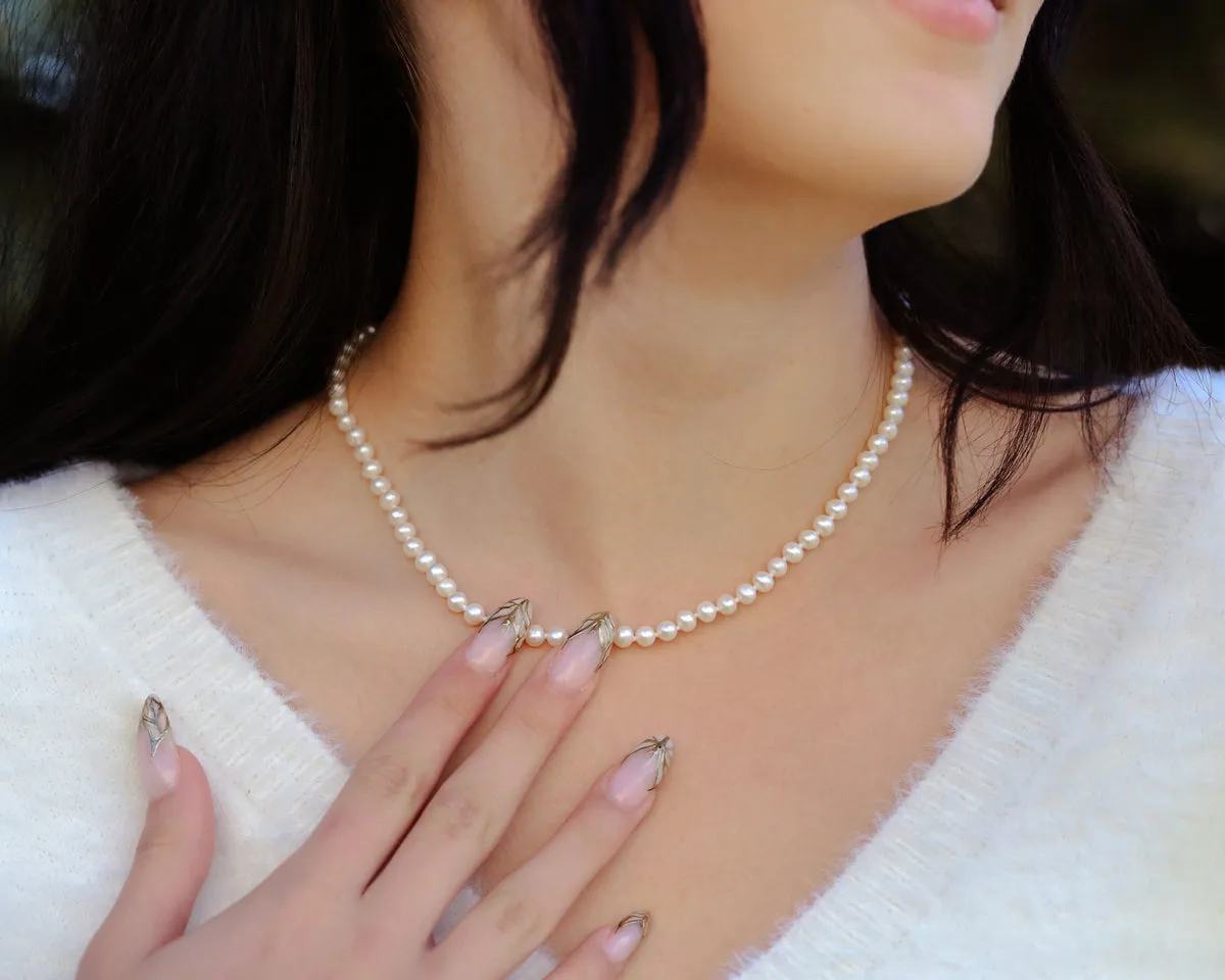 14K GOLD CULTURED WHITE FRESHWATER PEARL NECKLACE