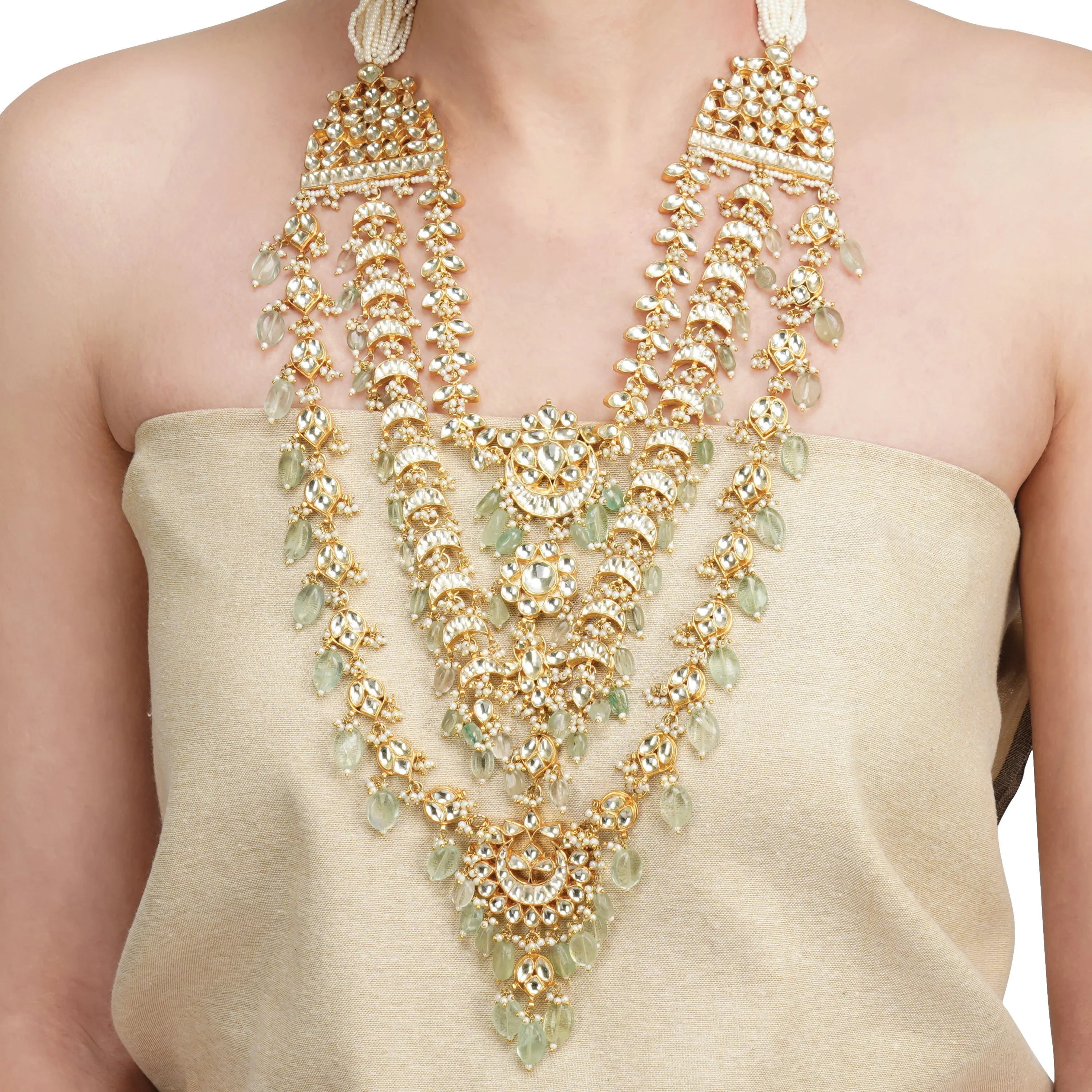 AARNAVI NECKLACE