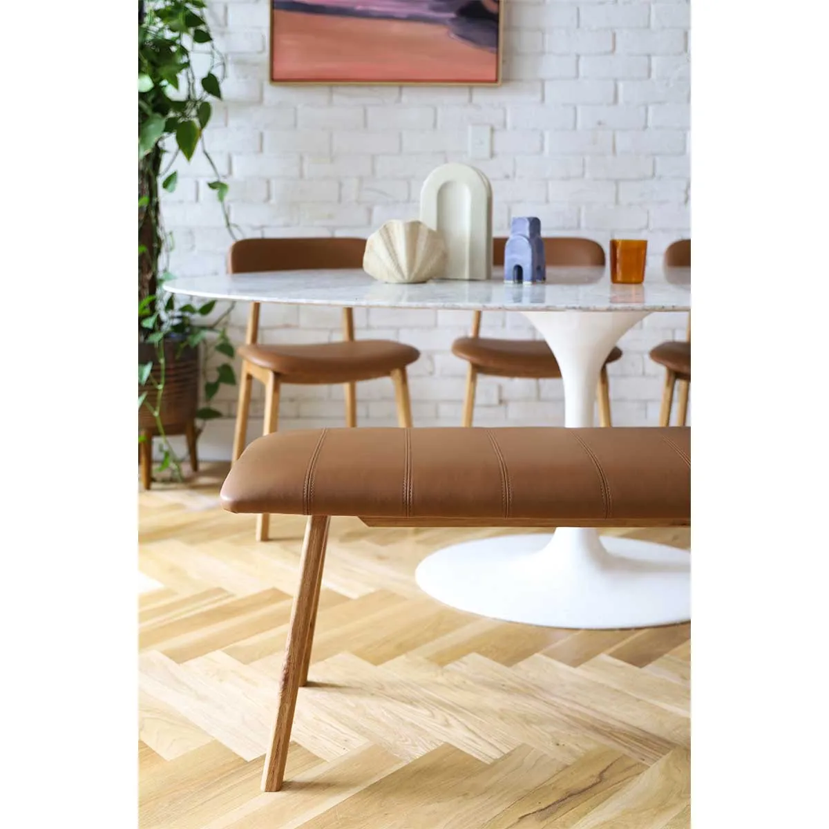 Alaska Leather Bench