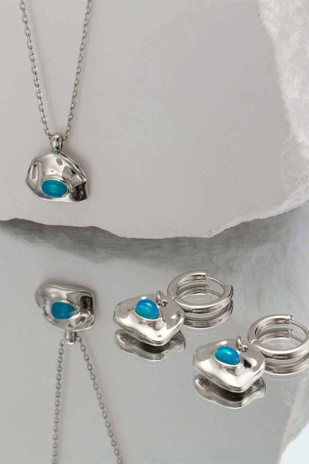 Aria Silver Necklace Layer - Sky Blue