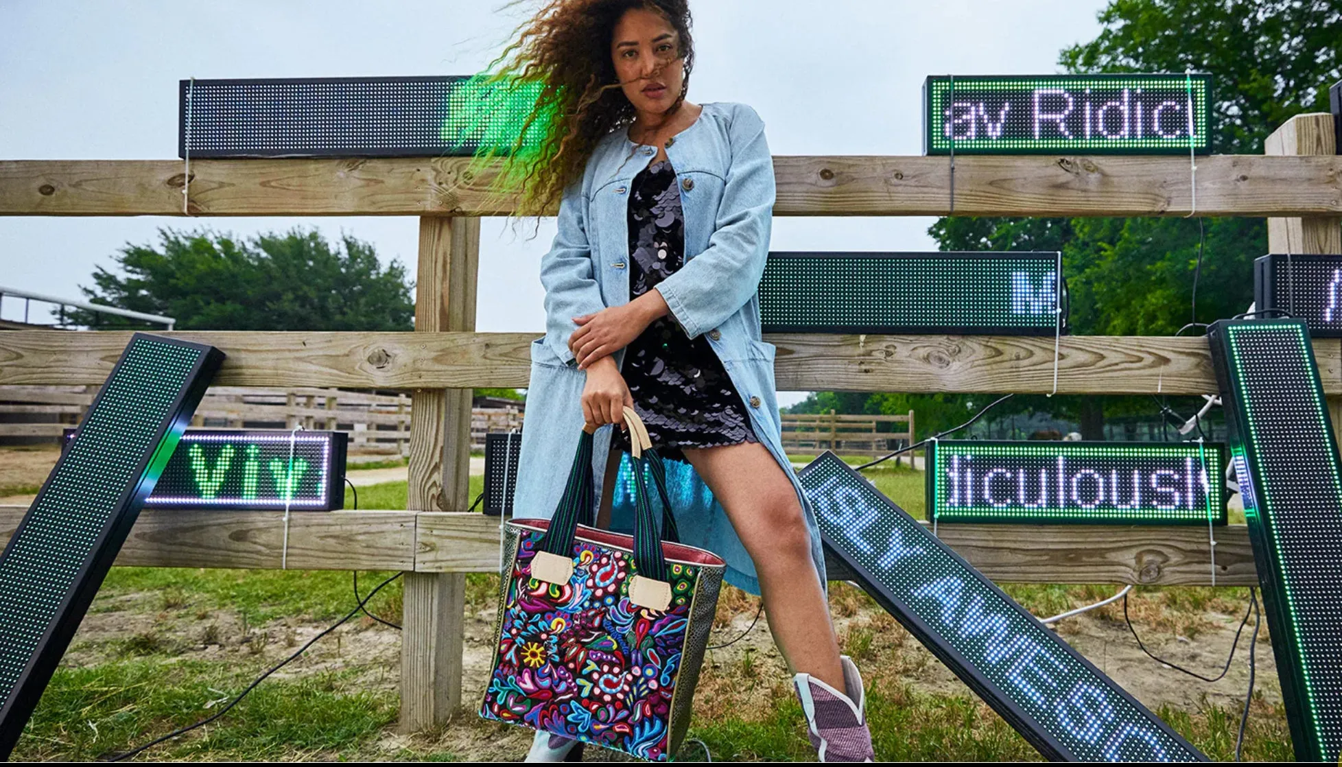 Consuela Classic Tote
