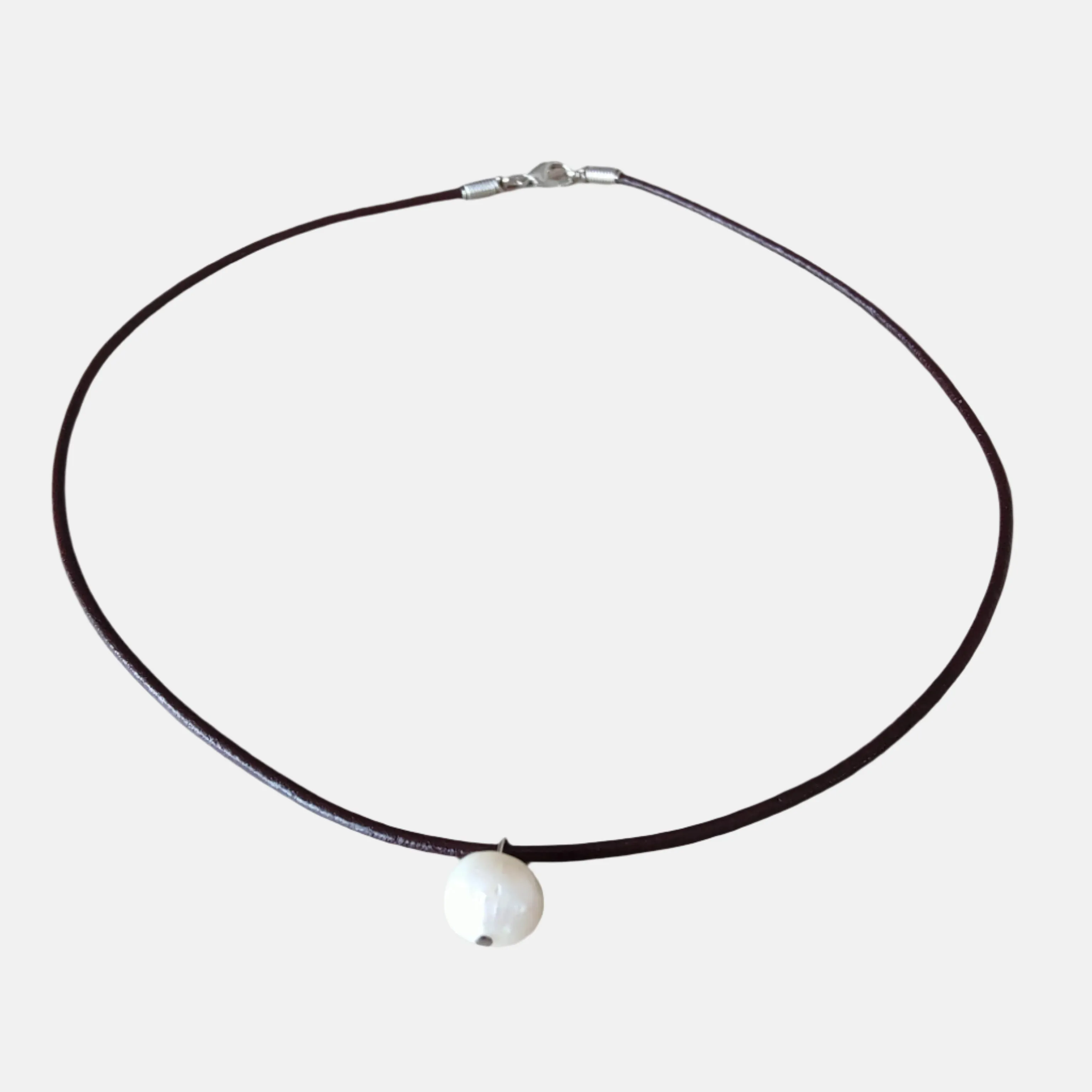 Freshwater Pearl on Dark Brown Leather