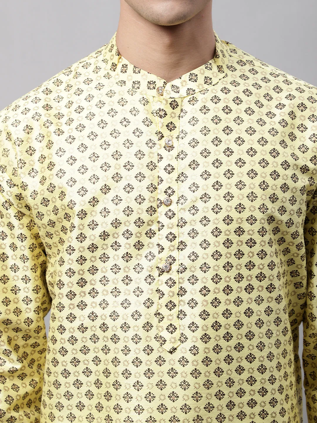 Men'S Yellow Printed Silk Blend Kurtas