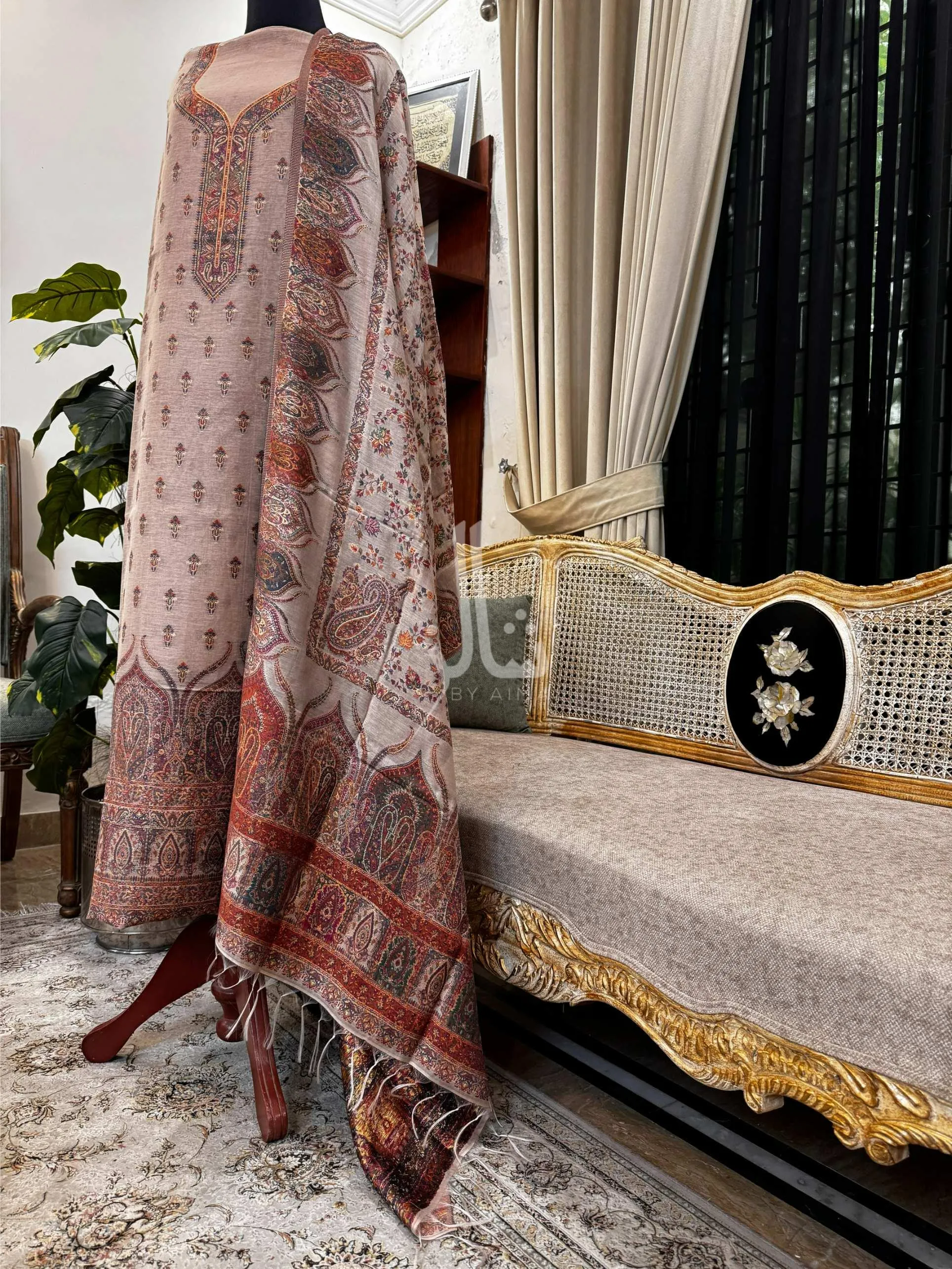 Palla weaving patterns - Silk Suit