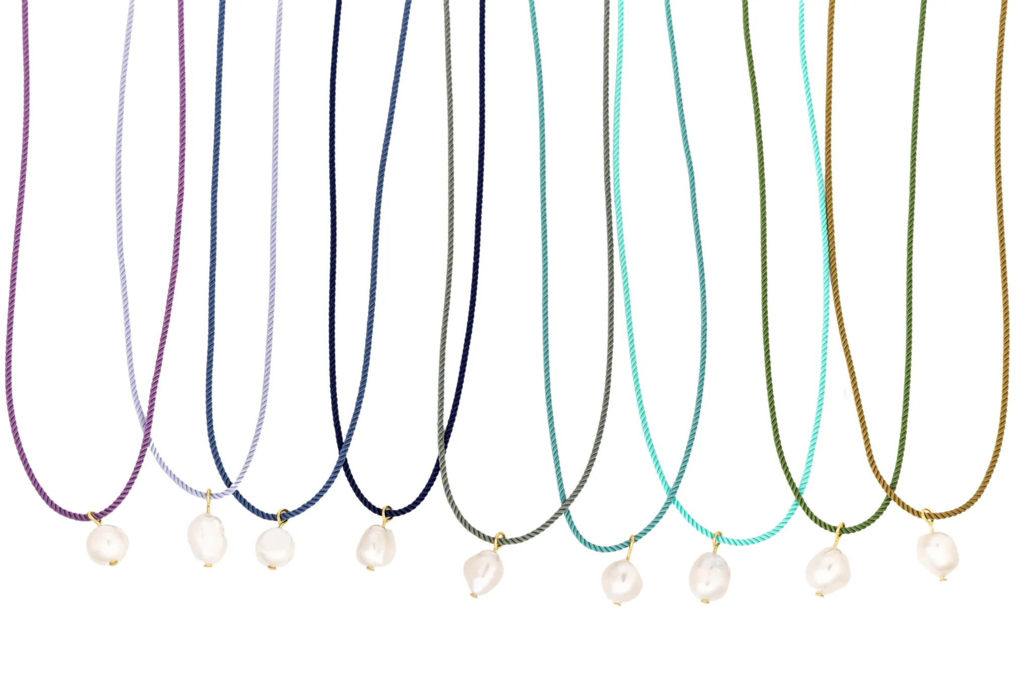 pearl   blue cord necklace